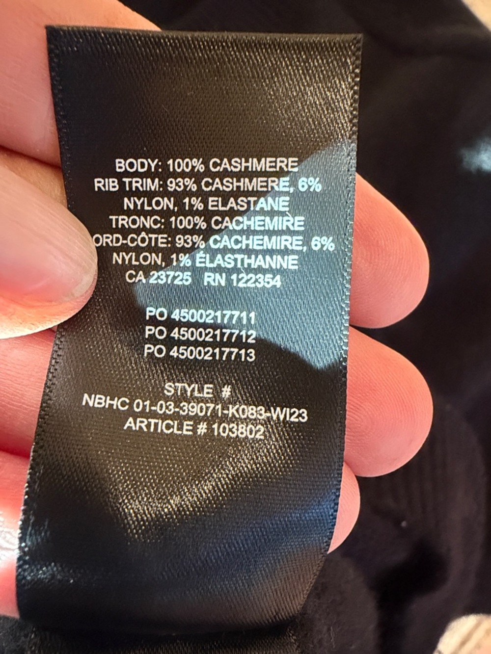 Aritzia - Babaton Cashmere Sweater - Picture 13 of 13